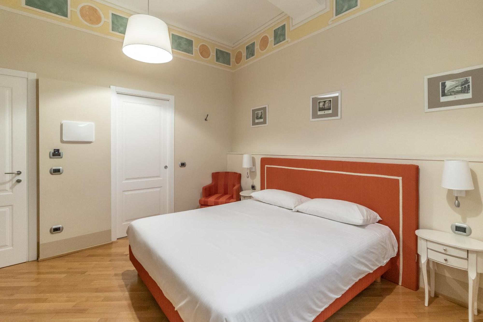 Casa Isolani Luxury Rooms Piazza Maggiore 1 Bolonia Exterior foto