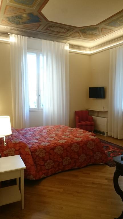 Casa Isolani Luxury Rooms Piazza Maggiore 1 Bolonia Exterior foto