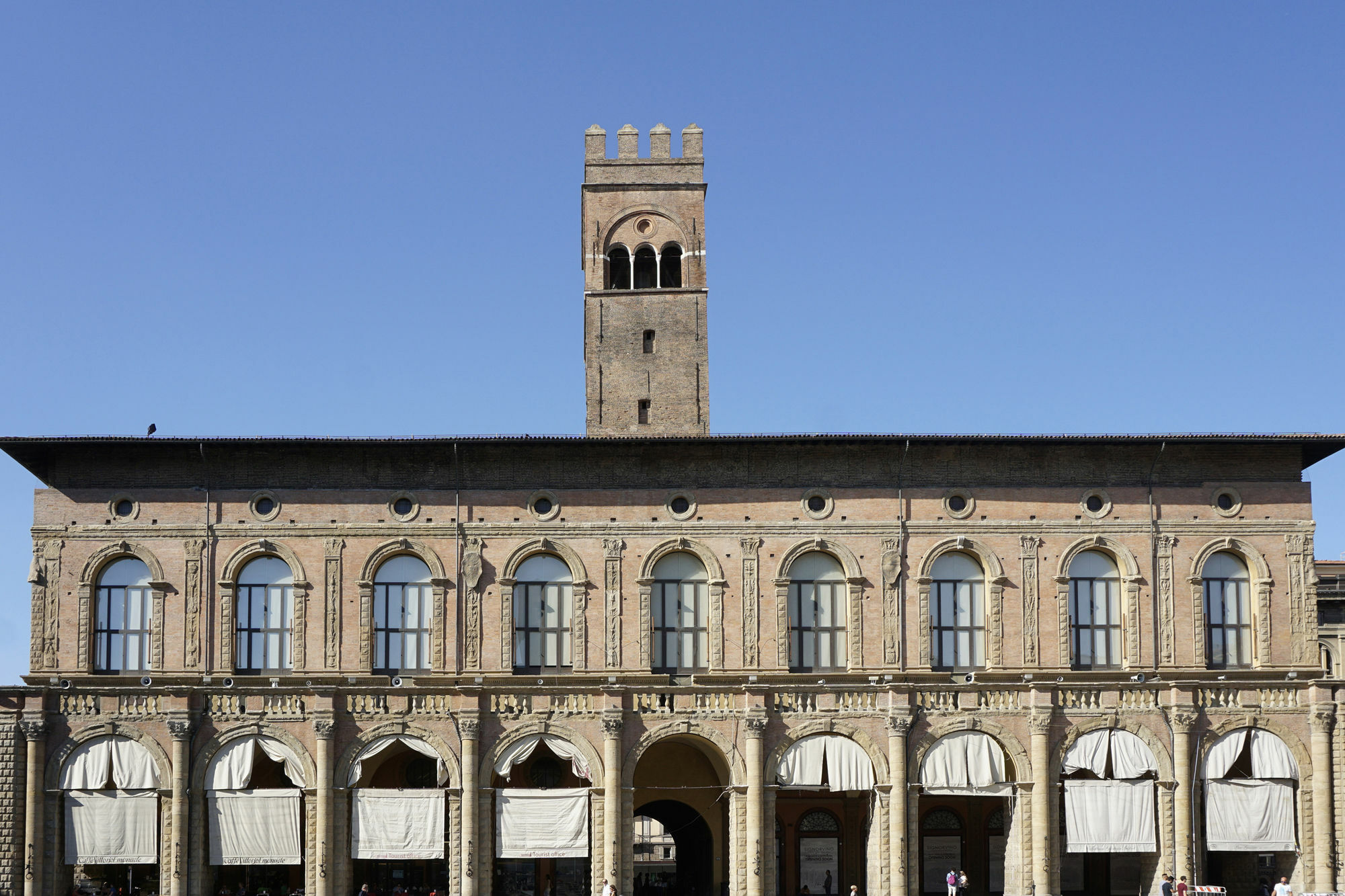 Casa Isolani Luxury Rooms Piazza Maggiore 1 Bolonia Exterior foto