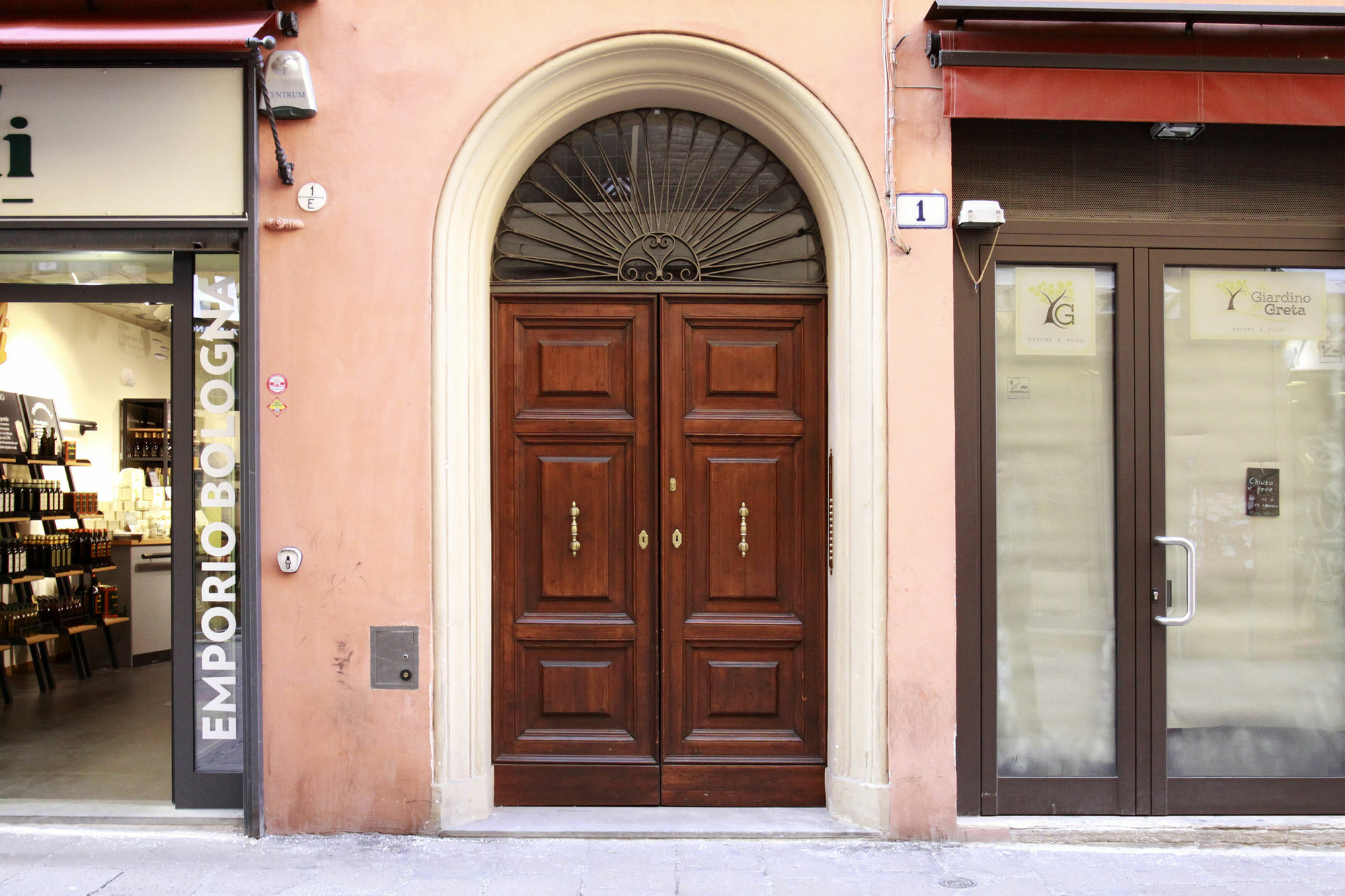 Casa Isolani Luxury Rooms Piazza Maggiore 1 Bolonia Exterior foto